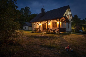 Zakamarek- dom z ogrodem Góry Świętokrzyskie bez sąsiadów, las, 10 osób na wyłączność Lechów